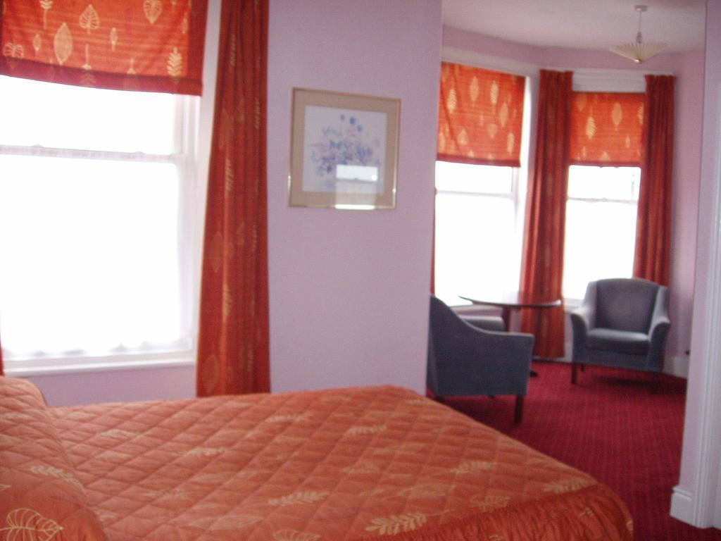 Sugarland Metro Hotel Douglas Habitación foto